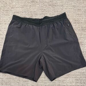Ten thousand session shorts. Black XL
